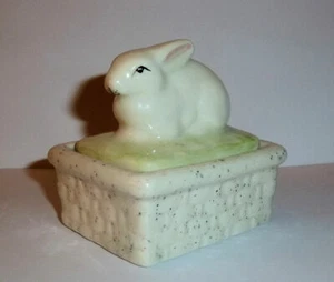 Easter Rabbit BUNNY BOX Trinket Contented Bunny Ceramic 1990s - Picture 1 of 3