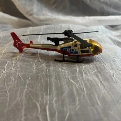 Rare Vintage Majorette Gazelle Red White Rescue Helicopter 371 Model 1/70 France - Image 1 of 4