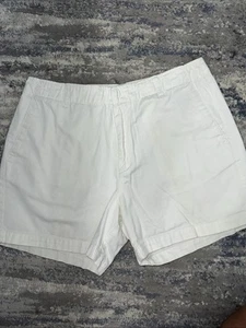 Calvin Klein weiße Chino Shorts Größe 12 - Bild 1 von 6