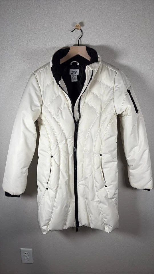 Monroe & Main Women's White Quilted Puffer Jacket Coat Full Zip S W/out hood - Image 1 of 4
