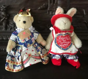 Vanderbear Muffy, Hoppy, Queen of Hearts/The Bunny Knave 1993 With Tags - Picture 1 of 7