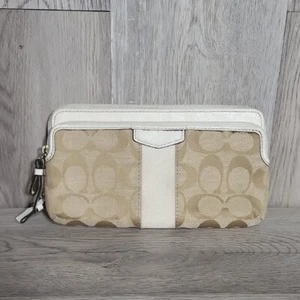 Coach Geldbörse mit doppeltem Reißverschluss Signaturmuster Canvas Leder beige weiß - Bild 1 von 12
