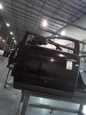 Cadillac SRX 2015 puerta izquierda negro usado abolladura 149 k millas pieza OEM #607623 Foto 1 de 4