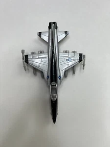 Motormax Toy USA 603101 1:100 Famous Fighters F-5E US Air Force Tiger II Kit - Imagen 1 de 7
