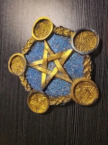 ~ Schöner 5 Kerzen Teelichthalter für Altar Pentagramm Handarbeit Resin Wicca - Bild 1 von 5