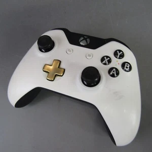 Microsoft Xbox One Wireless Controller Custom Lunar White Gold Accents - Picture 1 of 6