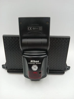 Nikon Speedlight SB28DX Flash Unit *Tested* - Image 1 of 4