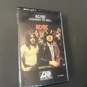 AC/DC - Highway To Hell Cassette Tape 1979 Heavy Metal Atlantic Records White - Picture 1 of 3
