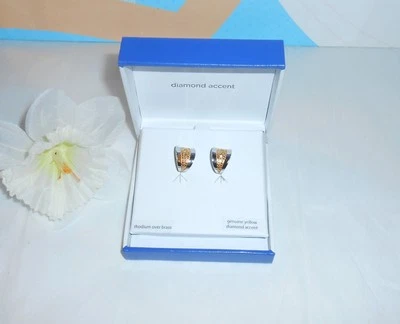 Pendientes de aro 1/2 con acento de diamantes amarillos genuinos de rodio sobre latón NUEVO Foto 1 de 4