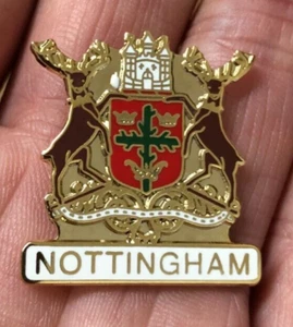RARE NOTTINGHAM STAGS CITY CREST ENAMEL PIN BADGE - Picture 1 of 1