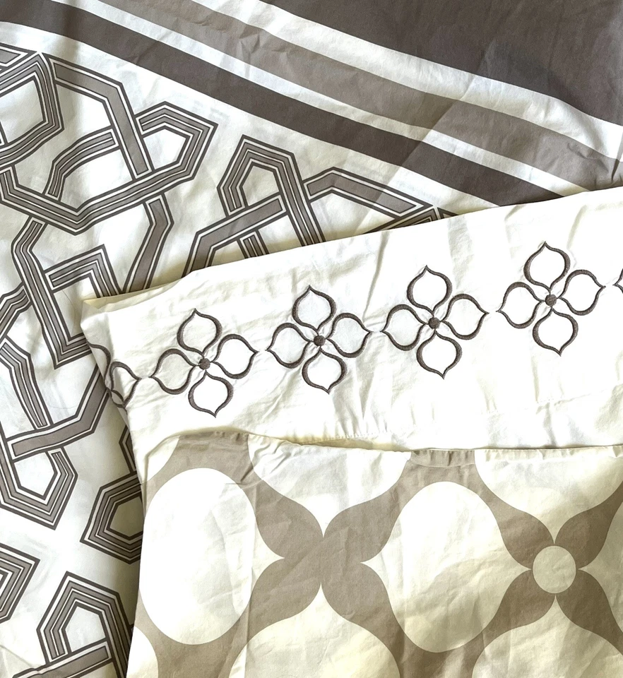 Jonathon Adler King Talla Edredón, sábana plana, 2 fundas de almohada Happy Chic Foto 1 de 4