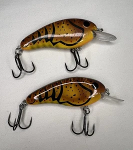 2 Bomber Flat A Angelköder Crankbaits Crawdad Farbe - Bild 1 von 4