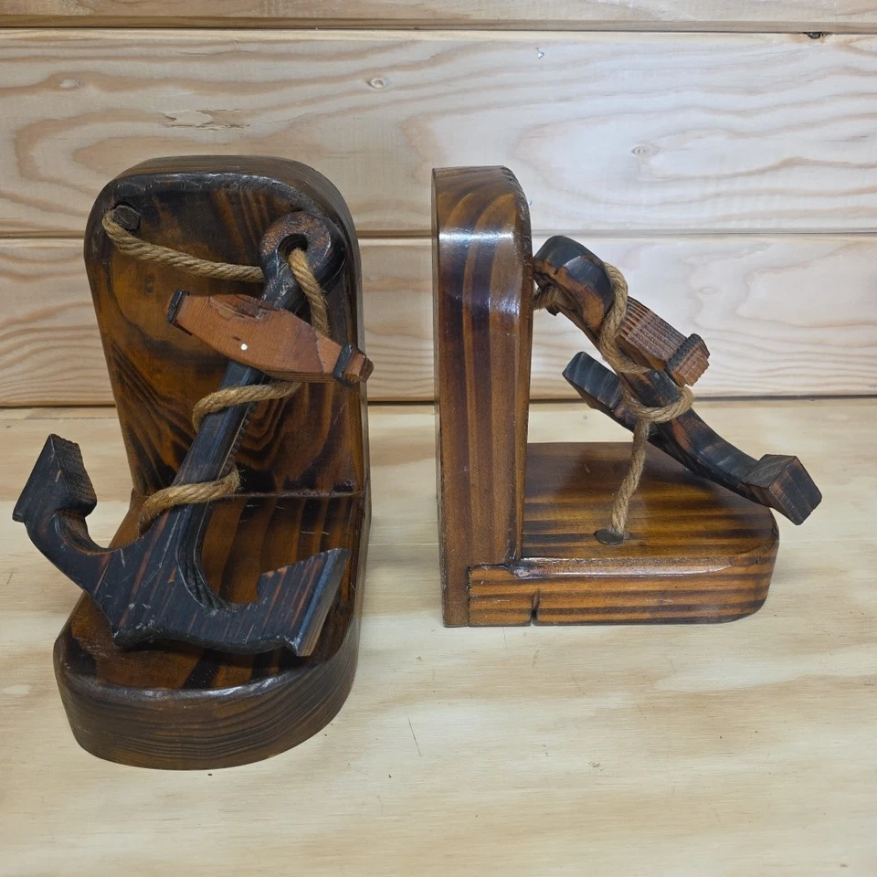 Anclas náuticas vintage con extremos de libro talladas a mano 1978 Lincoln City Oregon firmadas  Foto 1 de 4