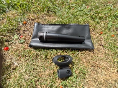 SM57 Professional Dynamic Microphone for Vocals, Drums & Instruments - Cardioid - Image 1 of 4