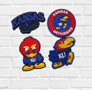 4 piezas Dijes Kansas Jayhawks Dijes para zapatos para Crocs Dijes universitarios Universidad - Imagen 1 de 2