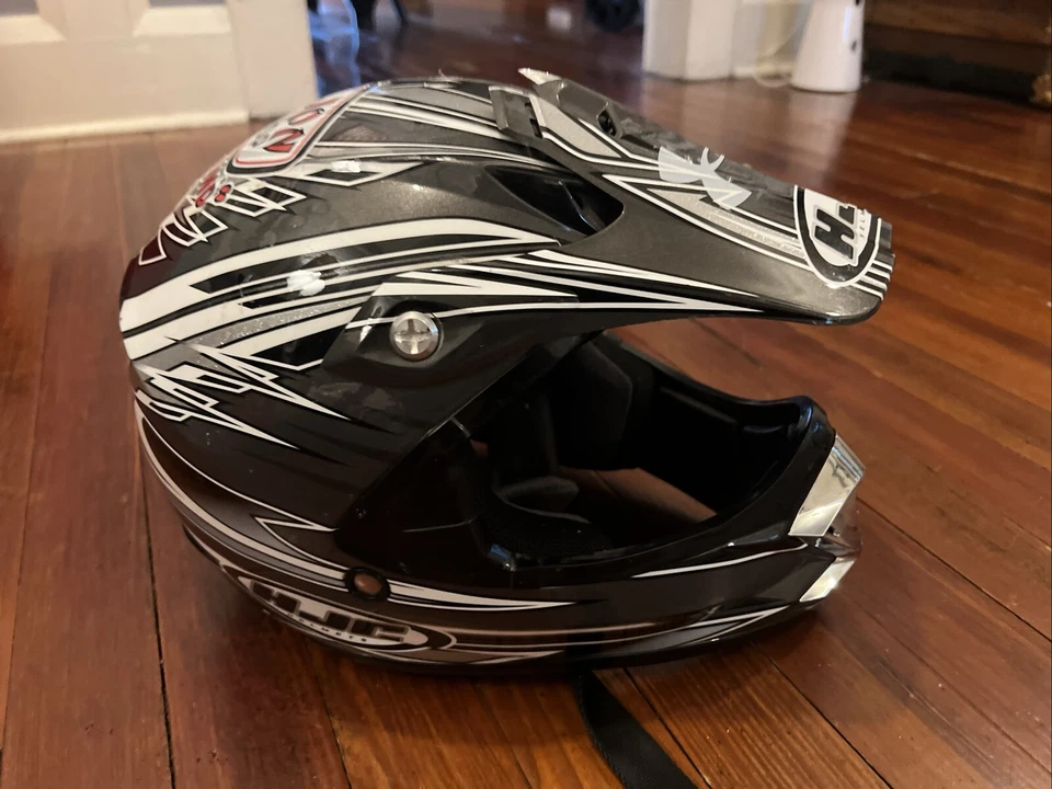 Casco de Motocross HJC Arena CL-X5Y Flyin' Colores Talla Juvenil Pequeño - Plateado/Negro Foto 1 de 4