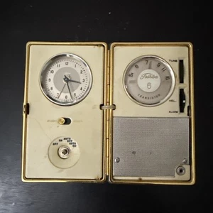 Toshiba 6TC-485a Portable Lighted Clock Radio Combination, Blue for Parts/Repair - Picture 1 of 8