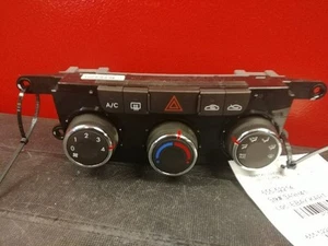 2009-2010 Hyundai Sonata AC Heater Control Manual Temperature Control - Picture 1 of 4