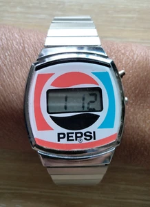 Orologio Vintage PEPSI Digitale Meccanico Analogico Cinturino Elastico Acciaio Inox con Scatola - Foto 1 di 14