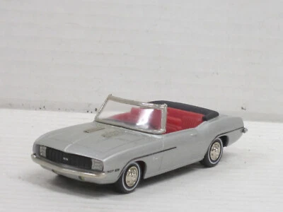 Chevrolet Camaro RS Cabrio en caja plateada Buby 1:43 limitado - Imagen 1 de 4