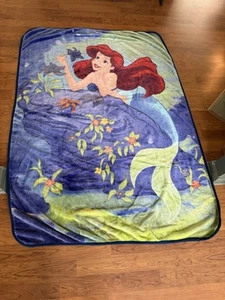 Vintage Disney The Little Mermaid Ariel Floral Fleece Throw Blanket 57” X 84” - Picture 1 of 16