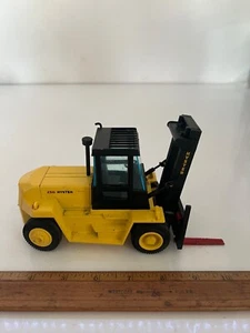 VINTAGE NZG MODELLE HYSTER 250 DIE CAST #362 GABELSTAPLER 1:30 MADE IN GERMANY - Bild 1 von 7
