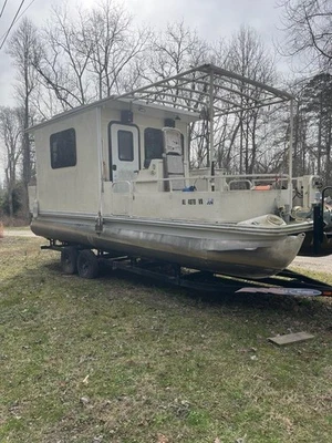 2003 Bennington 25' w/ Custom Trailer - Image 1 of 3