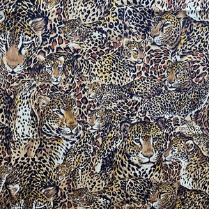 2 Yards VTG Fabric Chetah Print Fashion Avenue Fabri-Quilt - Picture 1 of 3