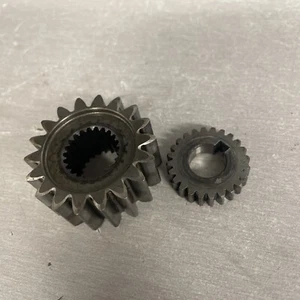 1986 1985 1987 Kawasaki KX125 KX 125 Primary Drive & Water pump Gear #3 - Picture 1 of 3