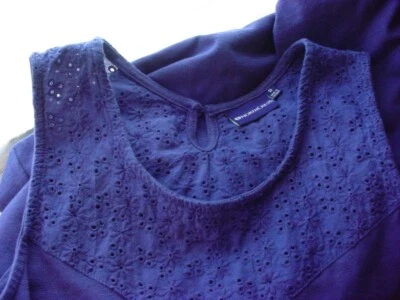 NorthCrest Sleeveless Top Size Small Dark Blue Stretch Knit Lace Accent - Image 1 of 4