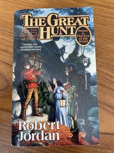 The Great Hunt Book 2 Two Wheel of Time by Robert Jordan Paperback