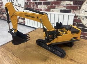 1/35 Scale LIUGONG CLG990F HD Hydraulic Excavator Diecast Model Collection Toy - Picture 1 of 6