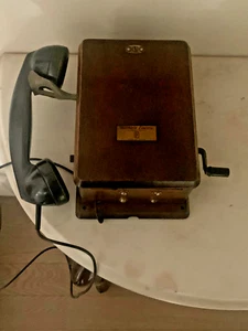 Northern Electric Model N717CG Wooden Wall , Hand Crank Magneto Telephone - Bild 1 von 8