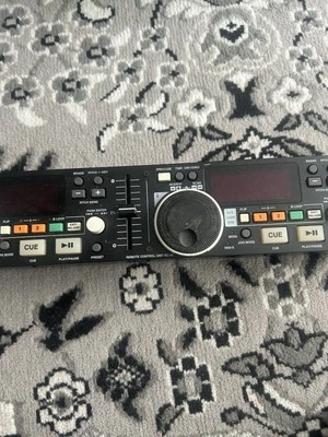Controlador reproductor de CD doble Denon DN-2100F Foto 1 de 4