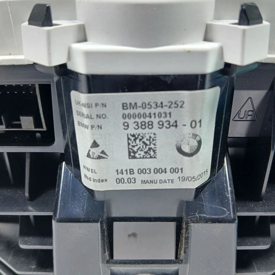 Velocímetro Pantalla 5.5" Se Adapta 14-18 BMW i3 562058 Foto 1 de 4