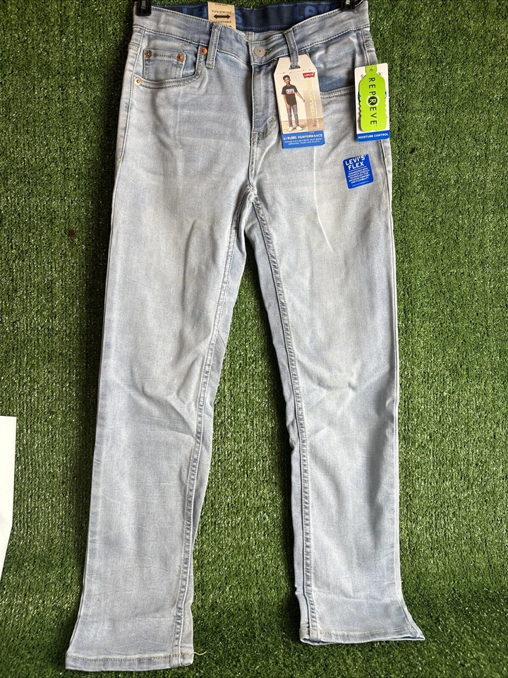Boys 8 Reg Levi's 511 Tapered Fit Strong Performance Jeans in Regular 23x24
