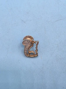 Vintage AVON Two Tone Goldtone Silvertone Squirrel Chipmunk Tac Lapel Pin - Picture 1 of 4