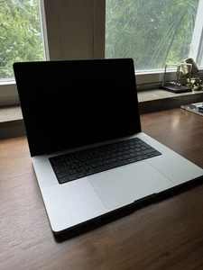 Apple MacBook Pro 16“ M4 Max 16/40, 128 GB RAM, 4 TB SSD, Nano, AppleCare+ - Afbeelding 1 van 8
