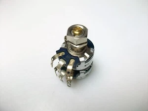 IRC DUAL 100K TOPF - LINEAR KONISCH - SCHLITZWELLE MIT VERRIEGELUNG - Bild 1 von 4