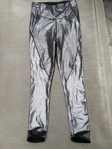 NWOT VICTORIAS SECRET dark silver metallic leggings size 8 - Picture 1 of 7