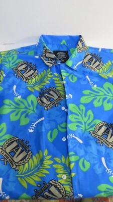 全新无标签 My Hero Academia U.A. High School 男式夏威夷衬衫,尺寸 M — 第 1/4 张图片