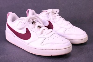Nike Court Borough Damen Sneaker Sportschuhe Gr. 38,5 weiß bordeaux Leder BS96 - Bild 1 von 15