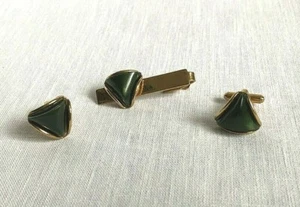 Vintage Cufflink & Skinny Tie Clasp Set Goldtone Setting Green Triangular Stone - Picture 1 of 5