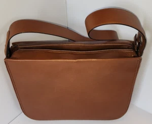 Bolso de Mano Salvatore Ferragamo Cuero Etiqueta Interior AQ-21 8311 Hecho en Italia Usado - Imagen 1 de 13