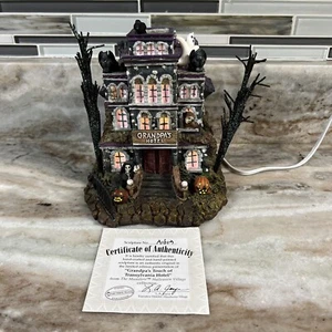Hawthorne Village The Munsters “Grandpa's Touch of Transylvania Hotel” W/COA - Picture 1 of 9