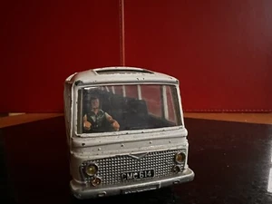 Dinky Vega Mercury Luxury Coach - Picture 1 of 5