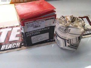 NOS HONDA 577P2 WISECO PISTON KIT HONDA PILOT 400R 89-90 - Bild 1 von 1