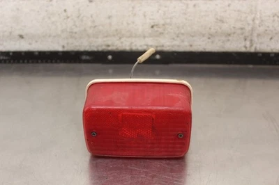 Yamaha Moto 4 YFM225 1986 luz trasera luz de freno trasera H152 Foto 1 de 4