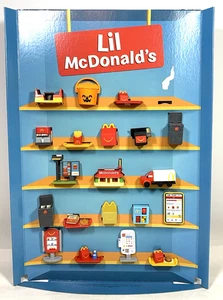 Juego completo de juguetes Happy Meal de Lil McDonald's 2025 (menos #14) ¡con exhibición de tienda! RARO - Imagen 1 de 16