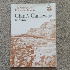Giant’s Causeway Guide: The National Trust Coast and Country 1982 - Picture 1 of 4